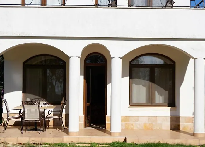 бел тауър - Bell Tower Βίλα