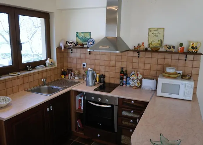 бел тауър - Bell Tower *