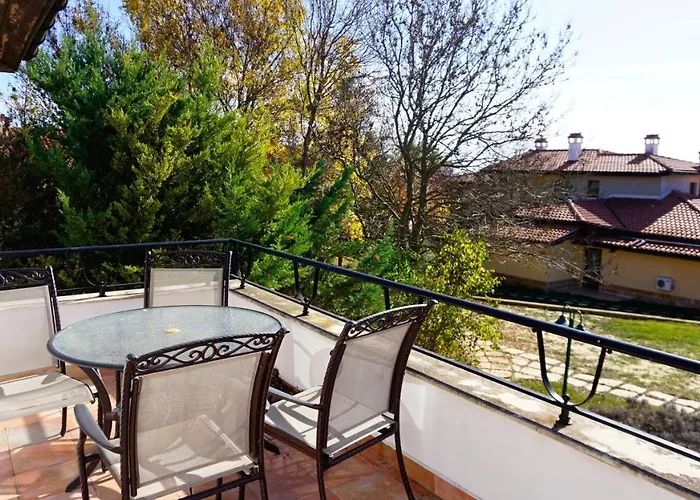 бел тауър - Bell Tower Villa Balchik